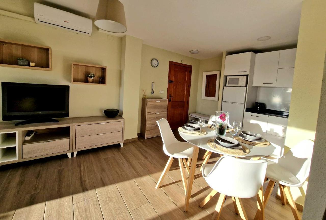 Cozy Apartment With Sea View Torrevieja Exterior foto