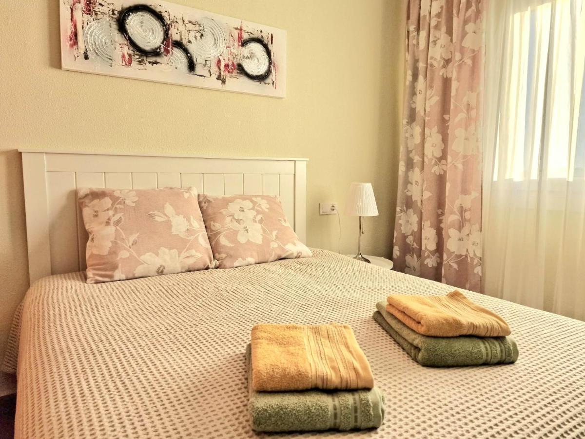 Cozy Apartment With Sea View Torrevieja Exterior foto